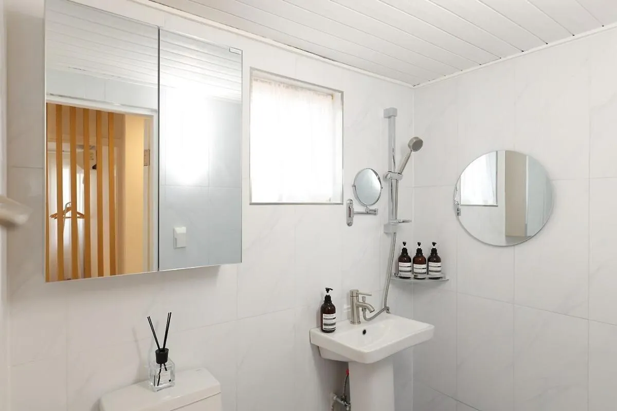 5Min Hongdae, Sangsu St, Late Check Out Villa Seoul